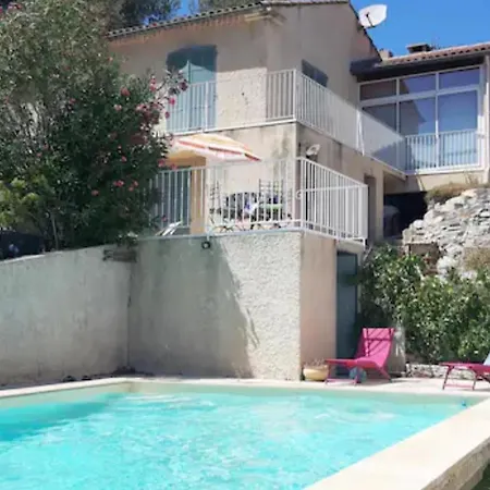 Pour 2 , Jardin Piscine Arret De Bus 50m ,climatise *