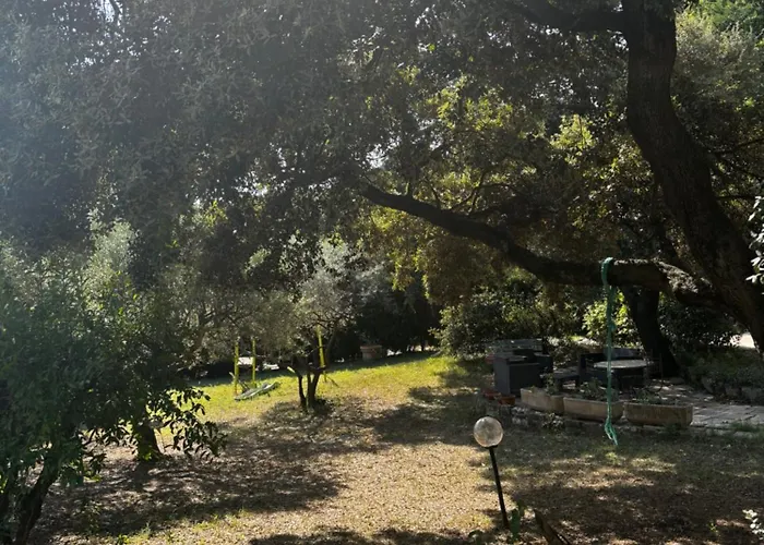 Pour 2 , Jardin Piscine Arret De Bus 50m ,climatise * Villeneuve-lès-Avignon